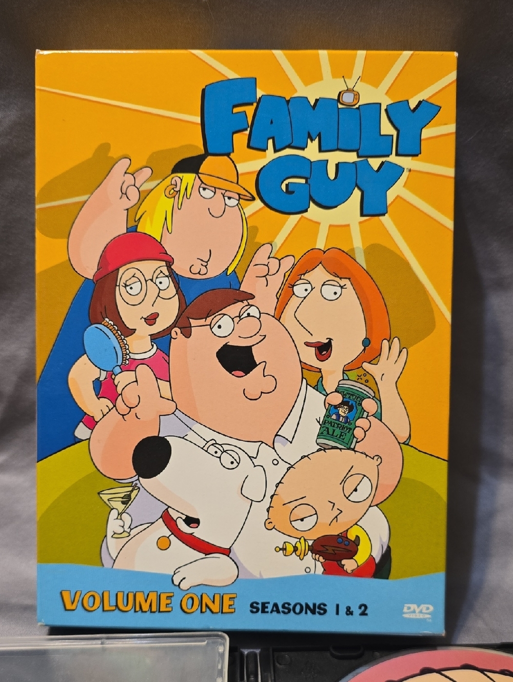 Family Guy - Volume One (Seasons 1 & 2) - Yellow‎